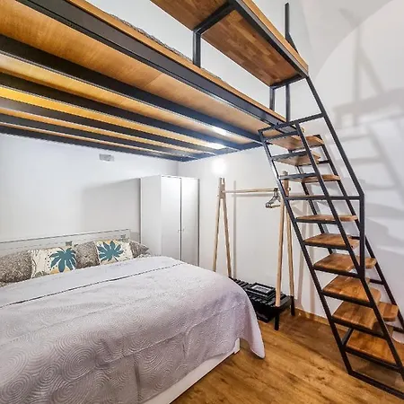 Hlavna Apartman *