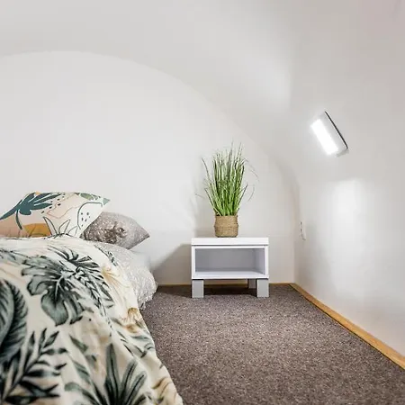 Hlavna Apartman *