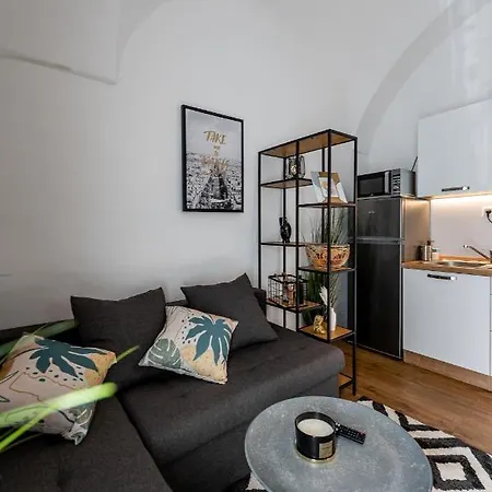 Hlavna Apartman *